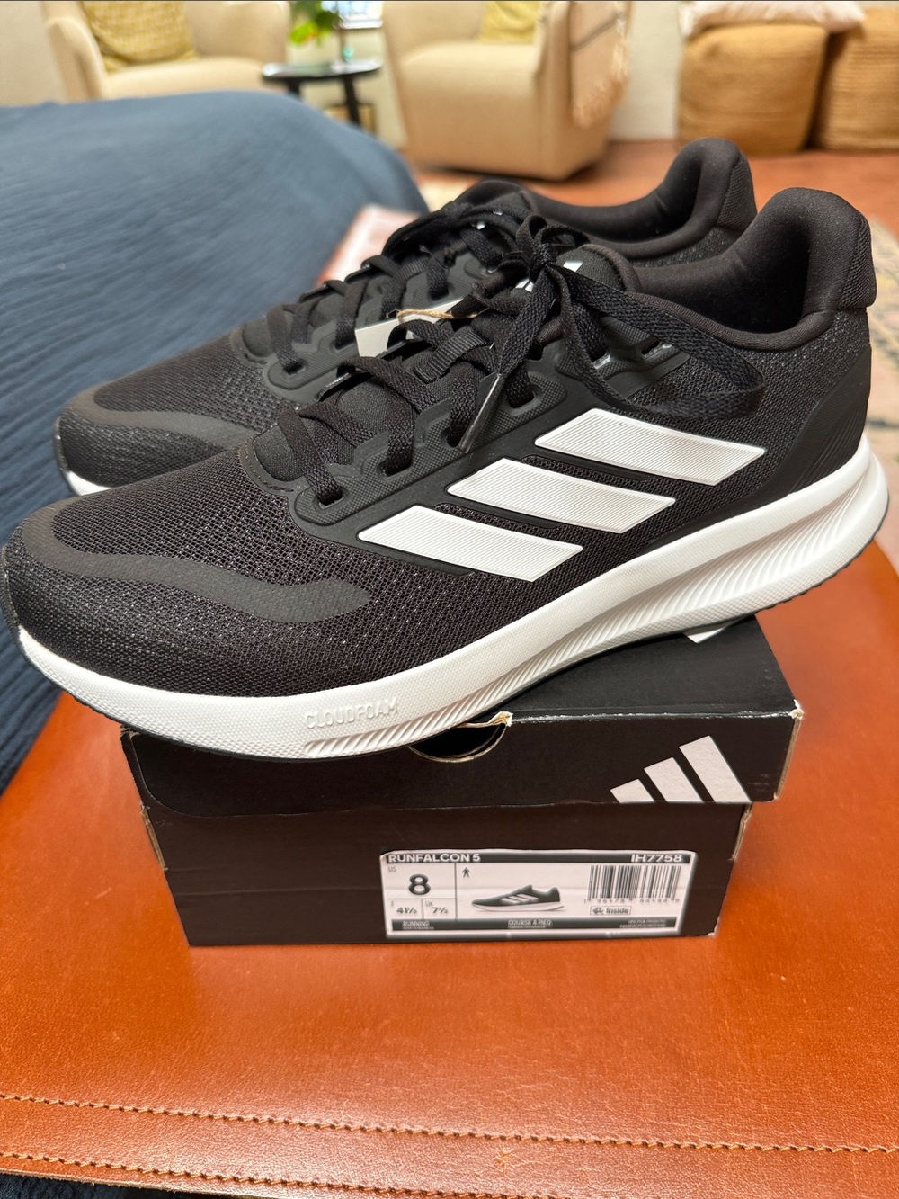 adidas Men's Black and White Running Shoes Run Falcon 5